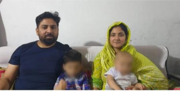Yasir Mahmood mit seiner Frau und den beiden Kindern.