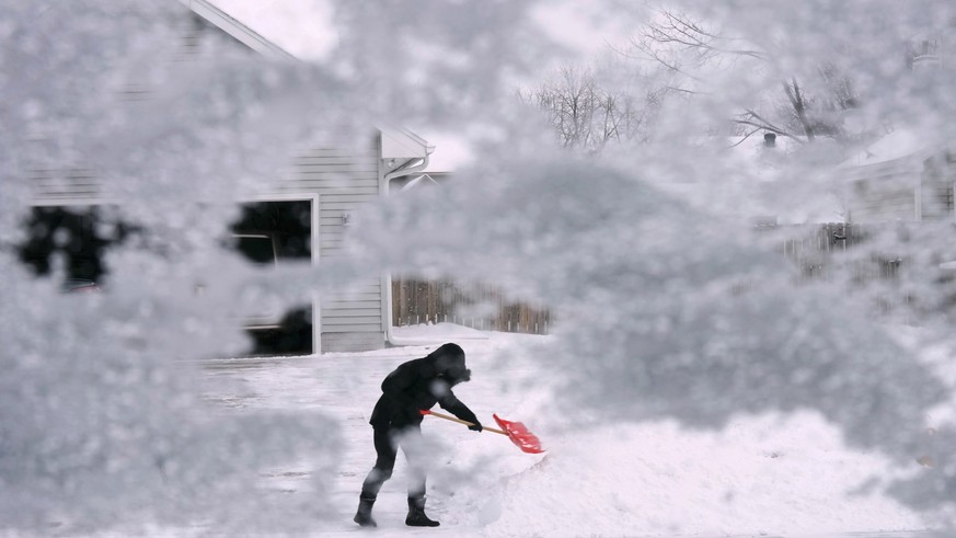 Bomb cyclone hits the USA – those affected see snow storm humorously