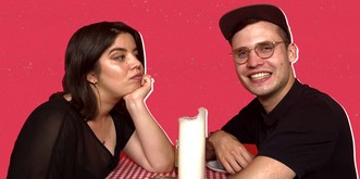"Ich lache, damit ich nicht schreie" – was du beim Tinder-Date wirklich denkst