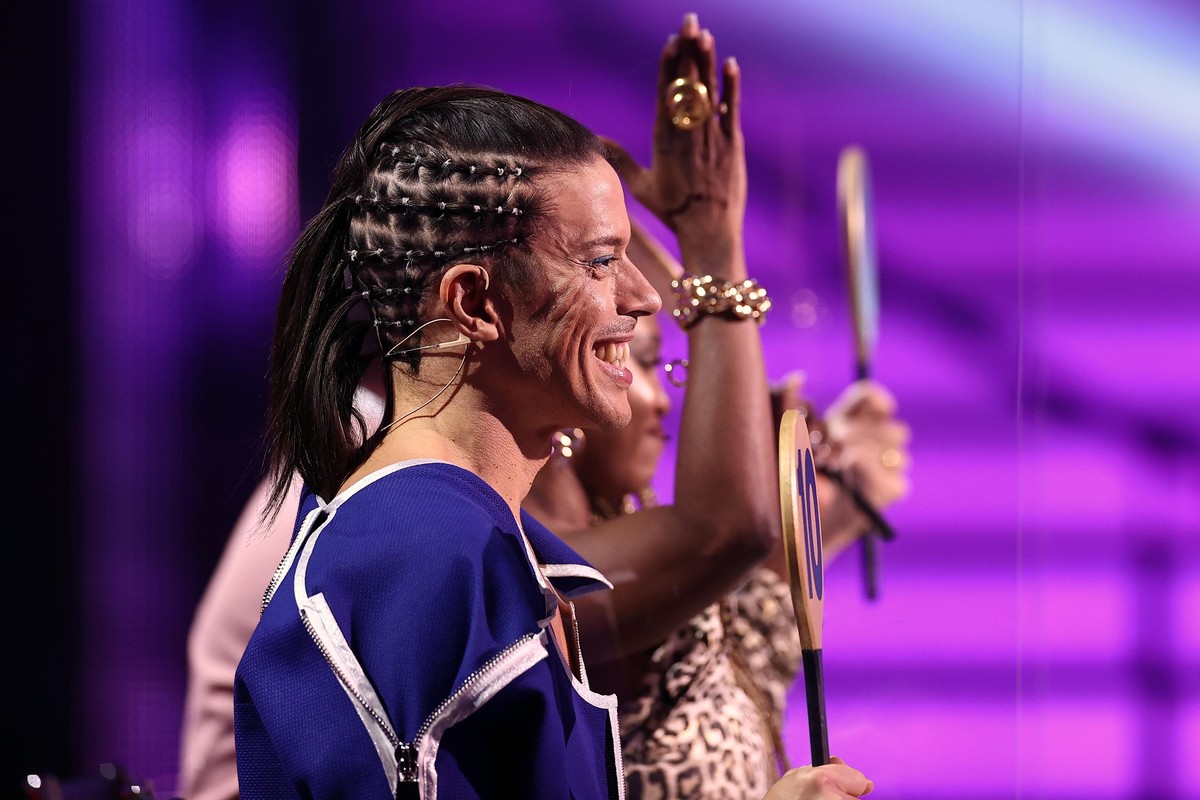 COLOGNE, GERMANY - APRIL 09: Jurors Jorge Gonzalez, Motsi Mabuse and Joachim Llambi react to the performance of Valentina Pahde and Valentin Lusin during the 5th show of the 14th season of the televis ...