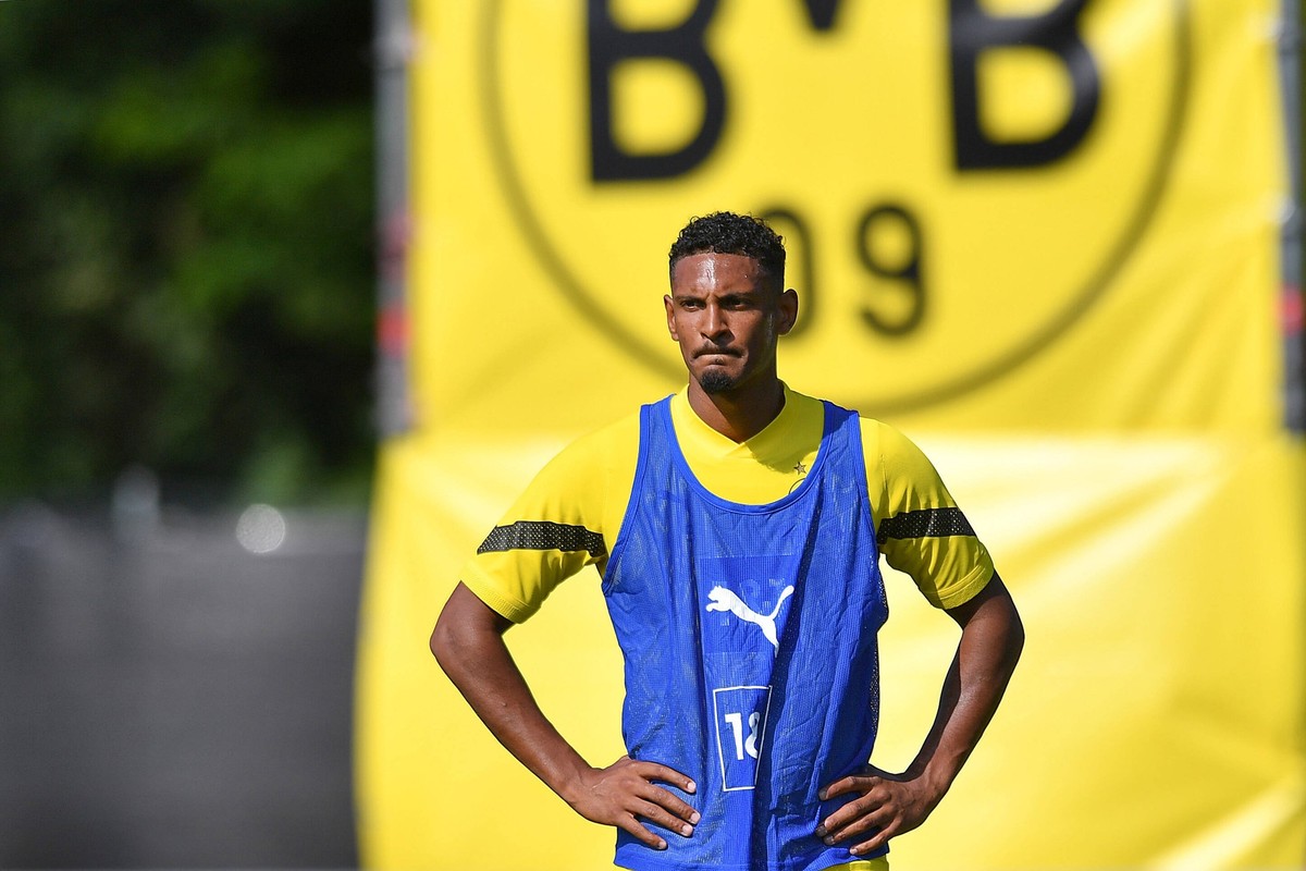 Haller kämpft gegen bösartigen Tumor Laut heutiger Pressemitteilung von Borussia Dortmund kämpft Stürmer Sebastien Haller gegen einen bösartigen Tumor. Der histologische Befund ergab einen bösartigen ...