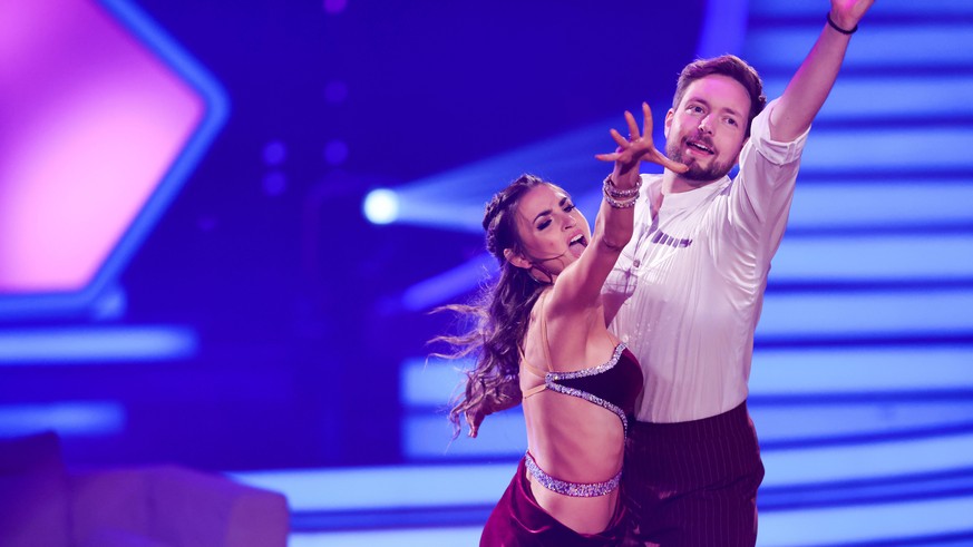 COLOGNE, GERMANY - APRIL 08: Bastian Bielendorfer and Ekaterina Leonova perform on stage during the 7th show of the 15th season of the television competition show &quot;Let&#039;s Dance&quot; at MMC S ...