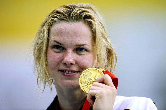 Britta Steffen bejubelt 2008 ihre zweite Goldmedaille bei Olympia in Peking