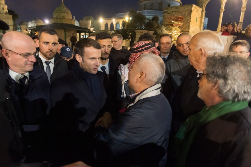 Emmanuel Macron (2.v.l.) in Jerusalem.