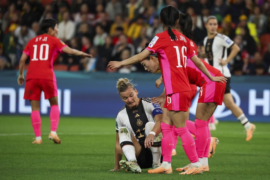 FIFA Frauen-Weltmeisterschaft 2023: Suedkorea - Deutschland 03.08.2023 Alexandra Popp Deutschland, 11 am Boden. FIFA Frauen-Weltmeisterschaft 2023: Suedkorea - Deutschland Brisbane / Meaanjin, Suncorp ...