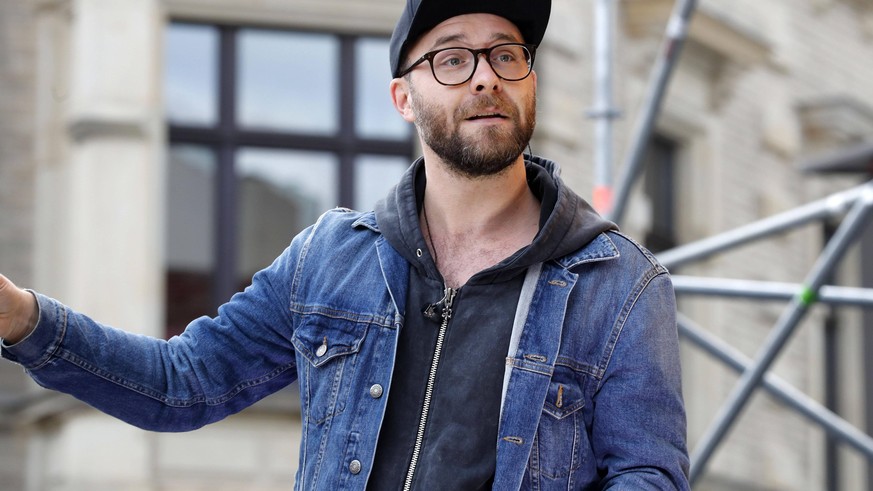 Mark Forster live beim Solidaritätskonzert Halle zusammen für die Opfer des Anschlags vom 9. Oktober auf dem Marktplatz. Halle an der Saale, 19.10.2019 Mark Forster live at the solidarity concert Hall ...