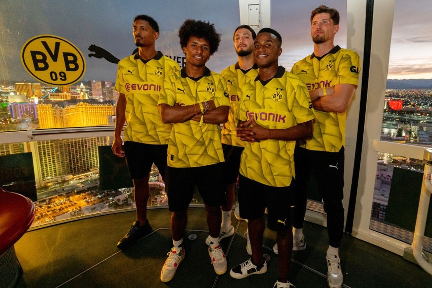 LAS VEGAS, NEVADA - JULY 29: (L-R) Sebastien Haller, Karim Adeyemi, Ramy Bensebaini, Youssoufa Moukoko and Gregor Kobel of Borussia Dormund pose for a picture during the Puma Cup Jersey Presentation a ...