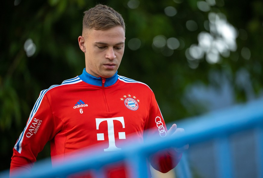 08.01.2023, Katar, Doha: Joshua Kimmich vom FC Bayern München während einer Übungseinheit im Aspira-Sportpark. Der FC Bayern München absolviert bis zum 12.01.2023 sein Winter-Trainingslager in Doha (K ...