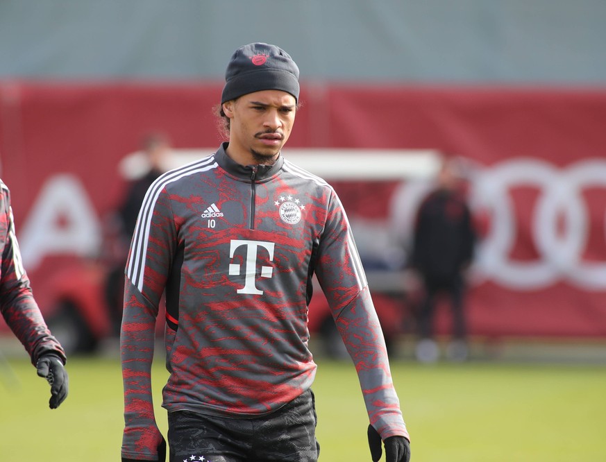 München, Deutschland 07.März 2023: Fussball, Herren, Saison 2022/2023, FC Bayern München, Säbener Strasse, Trainingsgelände, Training, Abschlusstraining Leroy Sane FC Bayern München nachdenklich *** M ...