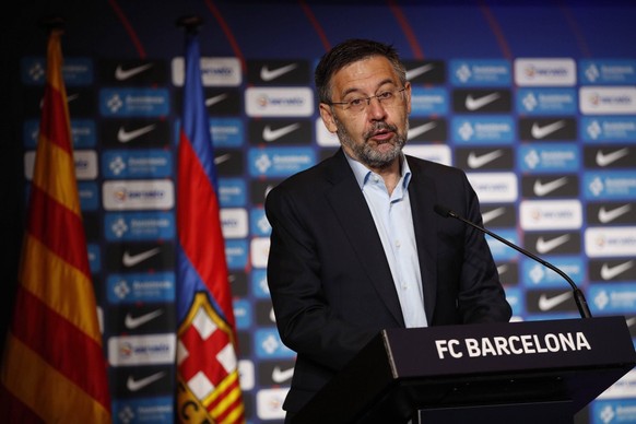 FC Barcelona, Barca s President Josep Maria Bartomeu gives a speech during the presentation of the FC Barcelona Basket s new Lithuanian head coach Sarunas Jasikevicus unseen, in Barcelona, Spain, 06 J ...