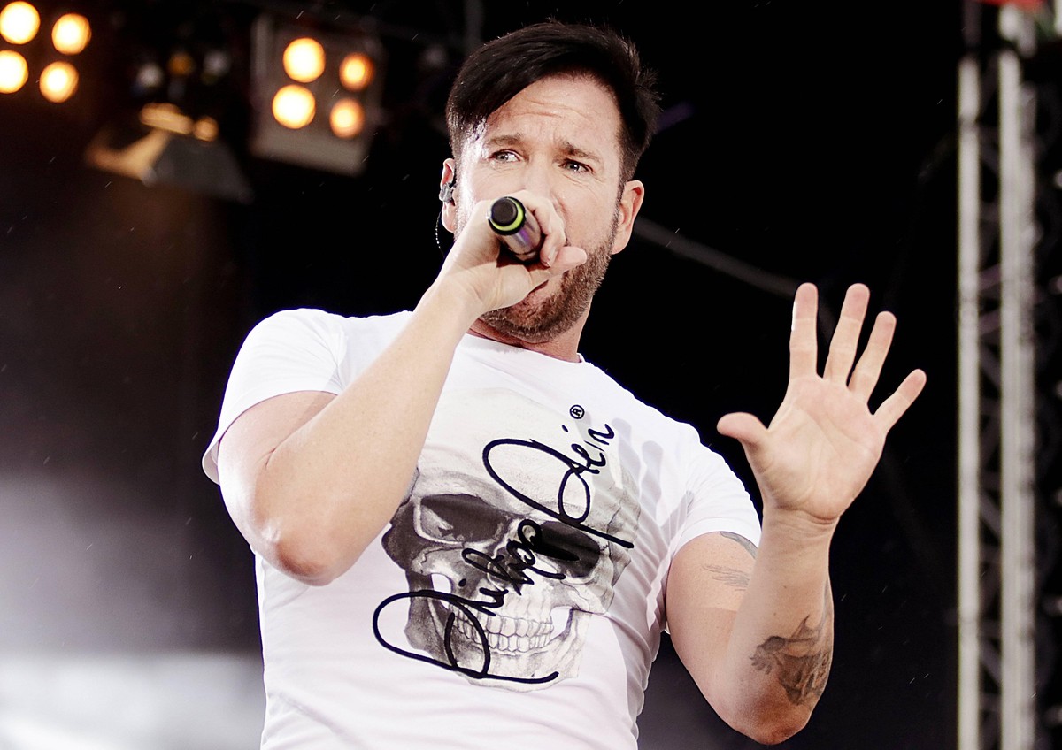 Berlin Radio B2 SchlagerHammer 2019 13.07.2019,Saenger Michael Wendler tritt bei dem Radio B2 SchlagerHammer in Hoppegarten auf. *** Berlin Radio B2 SchlagerHammer 2019 13 07 2019,Singer Michael Wendl ...