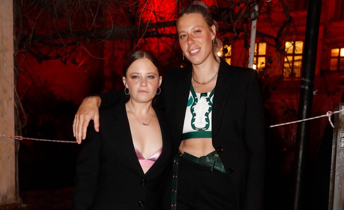Berlinale: Studio Babelsberg x Cartier Party Jasna Fritzi Bauer und Katharina Zorn bei der 111 Jahre Studio Babelsberg x Cartier Party im Rahmen der 73. Berlinale in Clärchens Ballhaus in Berlin. ***  ...