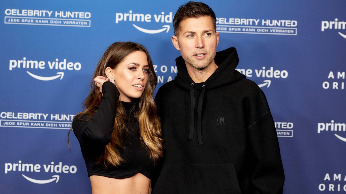 Photocall zum Start der Amazon Prime Video Serie Celebrity Hunted Vanessa Mai mit Ehemann Andreas Ferber beim Photocall zum Start der neuen Amazon Prime Video Reality-Adventure-Serie Celebrity Hunted  ...