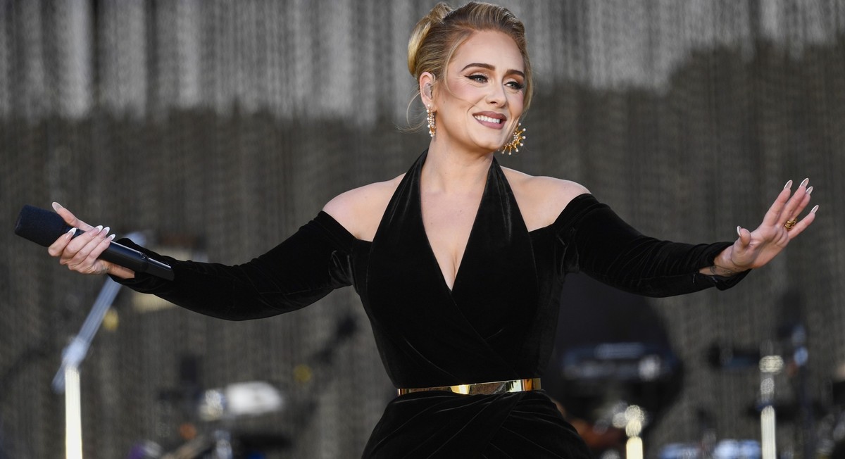 LONDON, ENGLAND - JULY 01: Adele performs on stage as American Express present BST Hyde Park in Hyde Park on July 01, 2022 in London, England. (Photo by Gareth Cattermole/Getty Images for Adele)