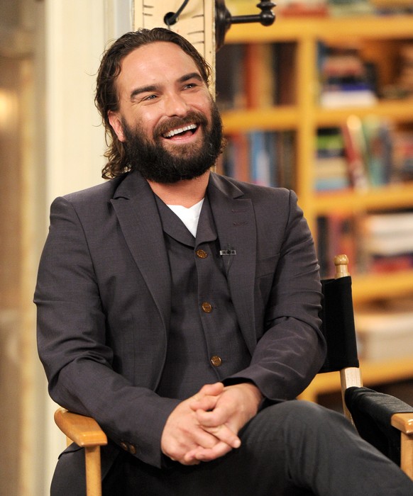 BURBANK, CA - AUGUST 15: Actor Johnny Galecki appears on the set of &quot;The Big Bang Theory&quot; for a dialogue with members of The Academy of Television Arts and Sciences at Warner Bros. Studios o ...