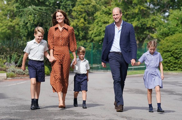 Entertainment Themen der Woche KW36 Entertainment Bilder des Tages . 07/09/2022. Ascot, United Kingdom. Prince George, Princess Charlotte and Prince Louis, accompanied by their parents Prince William  ...