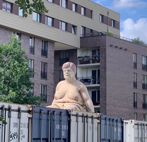 Die Statue in Hamburg sorgt aktuell für Diskussionen.