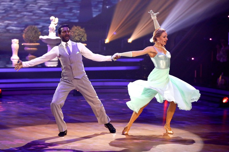 Biyon Kattilathu und Marta Arndt in der vierten Live-Show der 17. Staffel der RTL-Tanzshow Let s Dance im MMC Coloneum. K