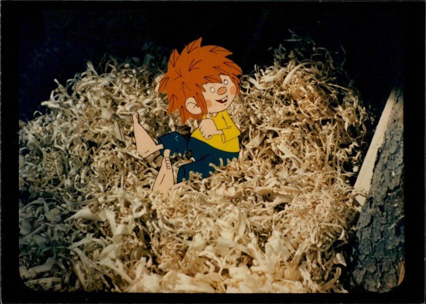 Meister Eder und sein Pumuckl Szenenfoto aus der Kinofilm Meister Eder und sein Pumuckl . *** Nur redaktionelle Nutzung im Zusammenhang mit dem Film. Editorial usage only and only related to the movie ...