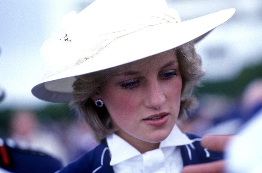 Diana, Princess of Wales, and Prince of Wales, visit New Zealand Auckland Diana in New Zealand PUBLICATIONxINxGERxSUIxAUTxONLY

Diana Princess of Wales and Prince of Wales Visit New Zealand Auckland D ...