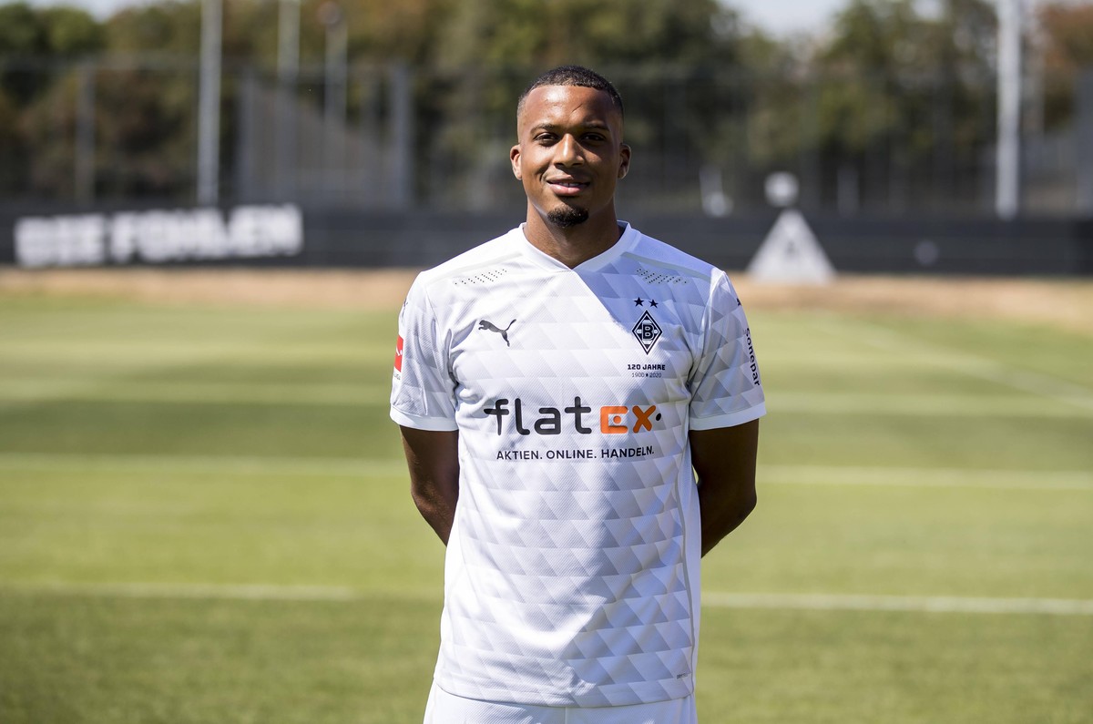 Alassane Plea BMG Borussia M�nchengladbach Portr�ttermin 2020/2021 Portr�t, Vorstellung, Pr�sentation, Pressetermin, Fu�ball, GER 07.08.2020, Fussball, Vorstellung, Pr�sentation, Pressetermin, Fu�ball ...