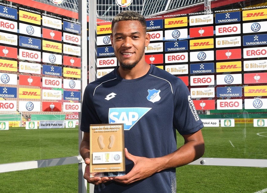 18.08.2018, xmeix, Fussball DFB Pokal 1.Runde, 1.FC Kaiserslautern - TSG 1899 Hoffenheim, v.l. Man of the Match Joelinton (TSG 1899 Hoffenheim) Kaiserslautern *** 18 08 2018 xmeix Soccer DFB Pokal 1 R ...