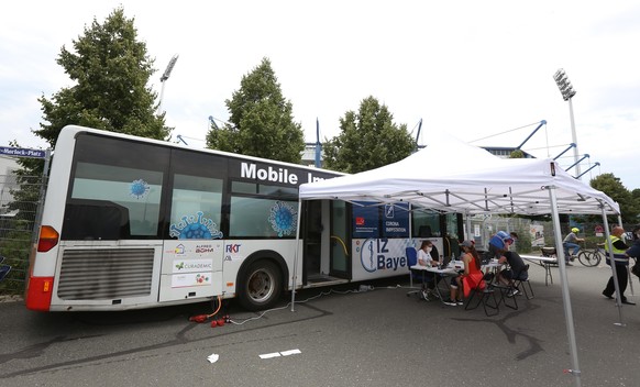 Mobile Impf-Busse (wie hier in Nürnberg) sollen helfen, das Impfangebot zu vereinfachen.