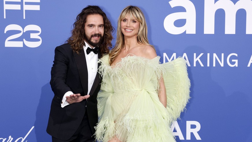 Tom Kaulitz mit Ehefrau Heidi Klum bei der 29. amfAR Gala Cannes im Rahmen vom Festival de Cannes 2023 / 76. Internationale Filmfestspiele von Cannes im HÃ tel du Cap-Eden-Roc. Antibes, 25.05.2023 *** ...