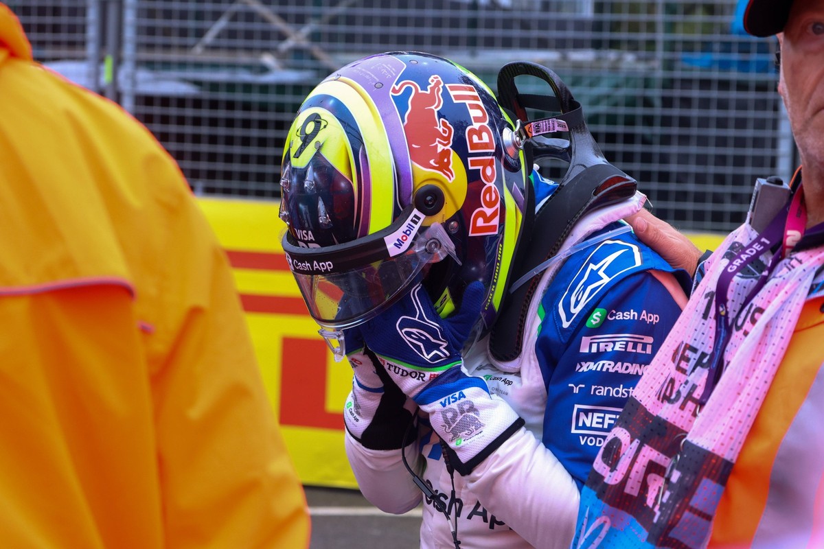Isack Hadjar FRA VCARB 02 RBPT Honda during the Race of Formula 1 Louis Vuitton Australian Grand Prix 2025 Albert Park, Melbourne, Australia, from March 14 to 16 2025 PUBLICATIONxNOTxINxITA Copyright: ...