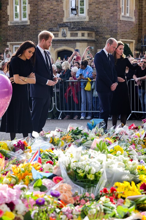 . 10/09/2022. Windsor, United Kingdom. William , Prince of Wales and Catherine, Princess of Wales , William and Kate Middleton together with Prince Harry and Meghan Markle , the Duke and Duchess of Su ...