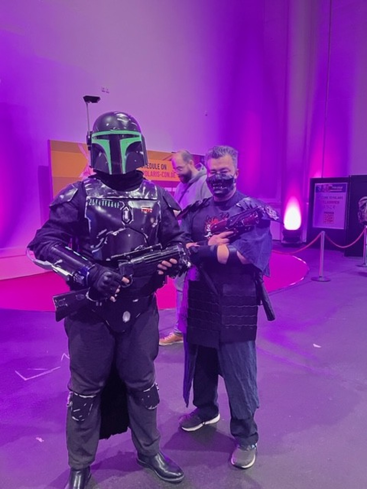Der Mandalorianer (li.) aus Death Vader ist eigentlich Musiker und das erste Mal auf der Polaris.