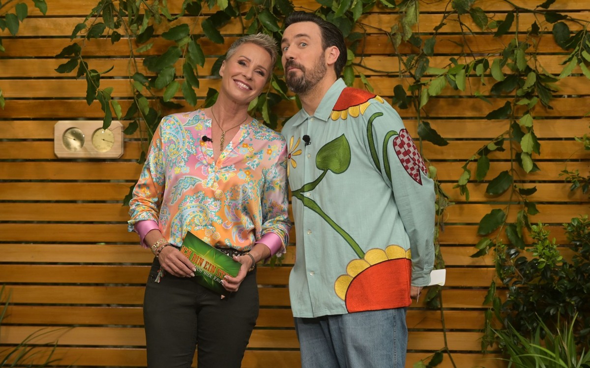 ACHTUNG: SPERRFRIST FÜR ALLE MEDIEN BIS ZUM SHOWENDE, SONNTAG, 21. JANUAR 2024, 20:55 UHR !!! Tag 3: Dschungelprüfung "Ich bin im Spa Holt mich hier raus!". Die beiden Moderatoren Sonja Ziet ...