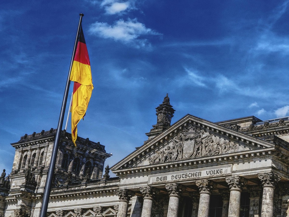 Ob im Bett oder bei der Flagge: Manchmal ist halt einfach die Luft raus.