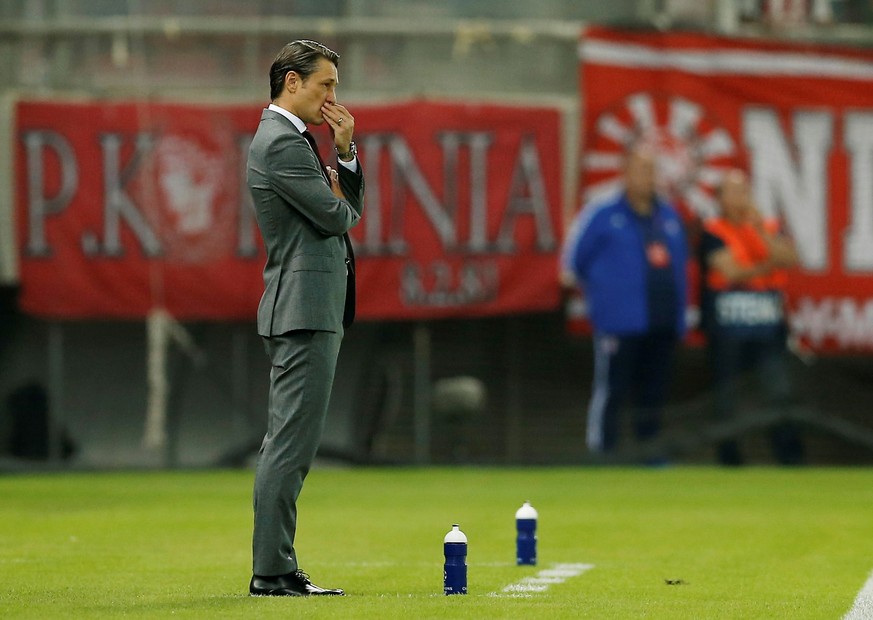 Soccer Football - Champions League - Group B - Olympiacos v Bayern Munich - Karaiskakis Stadium, Piraeus, Greece - October 22, 2019 Bayern Munich coach Niko Kovac during the match REUTERS/Costas Balta ...