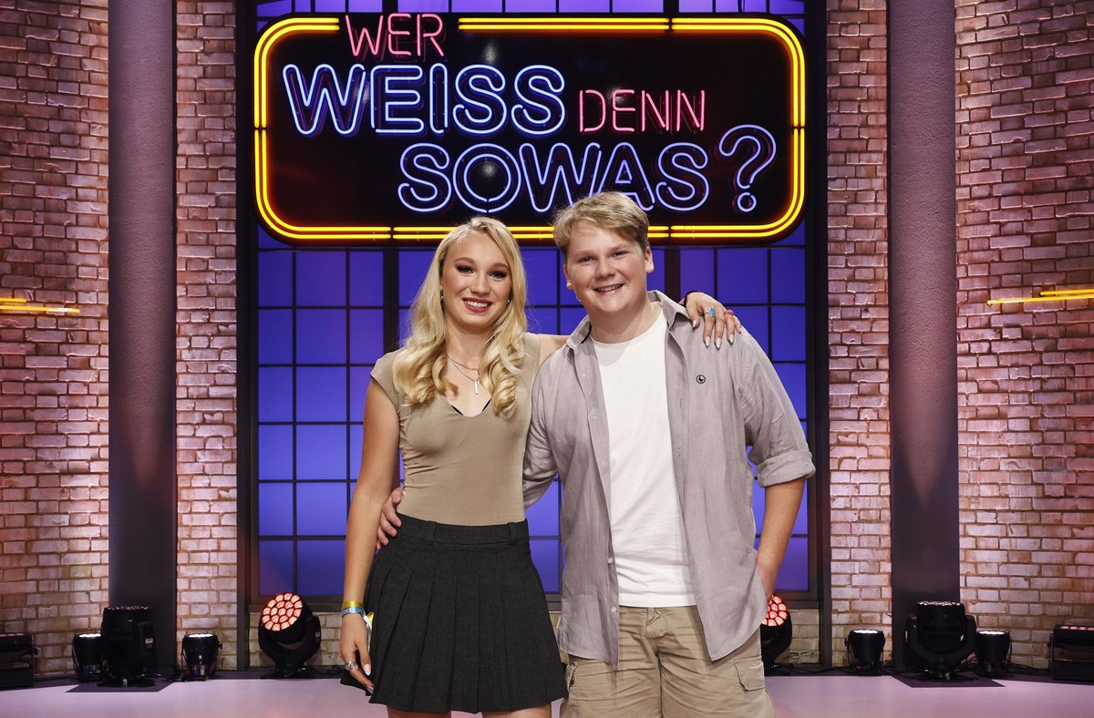 ARD WER WEISS DENN SOWAS? FOLGE 1189, &quot;Helena Zengel und Julius Weckauf&quot;, am Dienstag (05.11.24) um 18:00 Uhr im ERSTEN.
Die Kandidaten dieser Sendung: Die Schauspielerin Helena Zengel (l.)  ...