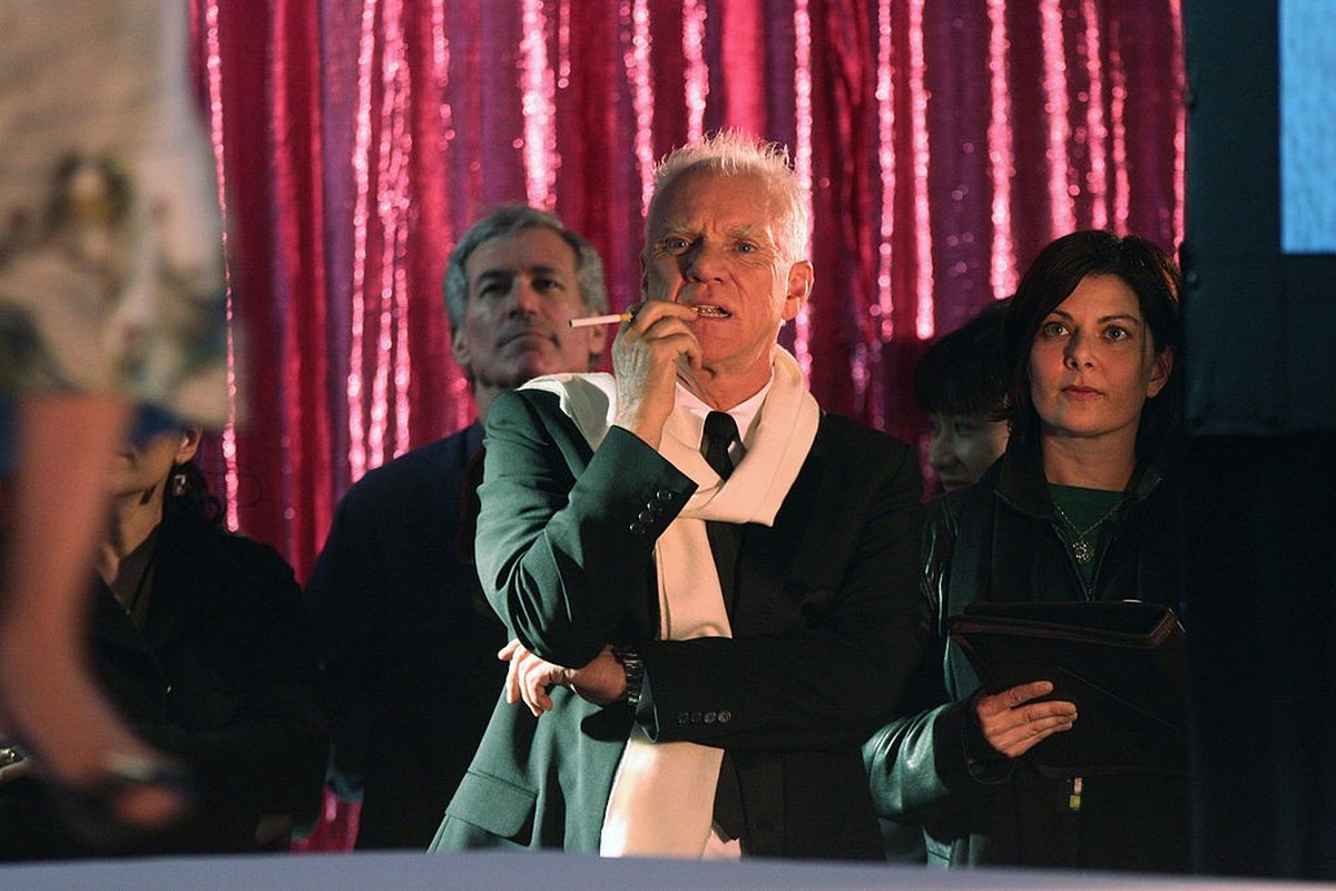 MONK -- &quot;Mr. Monk Goes to a Fashion Show&quot; Episode 10 -- Pictured: Malcolm McDowell as Julian Hodge -- (Photo by: Carin Baer/USA Network/NBCU Photo Bank/NBCUniversal via Getty Images)