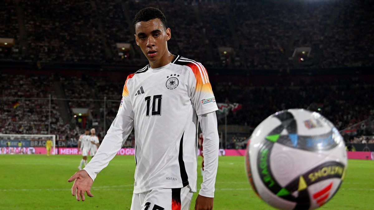 07.09.2024, xsltx, Fussball UEFA Nations League 2024, Deutschland - Ungarn emspor, v.l. Jamal Musiala Deutsche Fussball Nationalmannschaft DFB DFL/DFB REGULATIONS PROHIBIT ANY USE OF PHOTOGRAPHS as IM ...