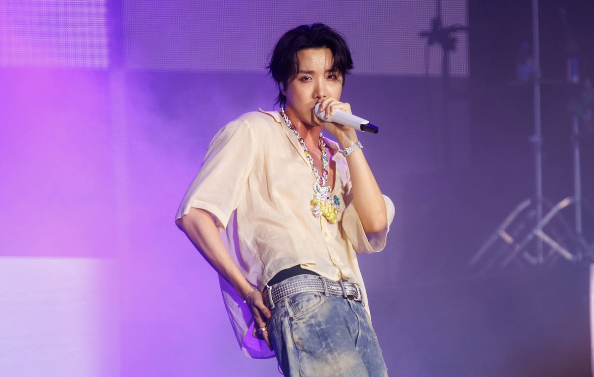 Festival - Lolla Palooza Berlin - J-Hope J-Hope beim Lolla Palooza auf dem Maifeld am Olympia Stadion am 13.07.2025 in Berlin. *** Festival Lolla Palooza Berlin J Hope J Hope at the Lolla Palooza on t ...