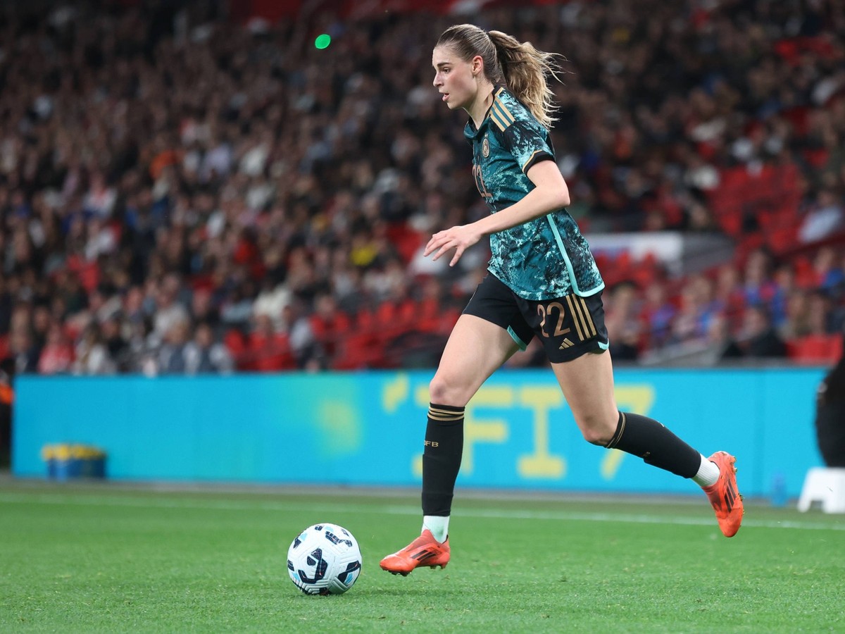 England Women v Germany Women International Friendly, L