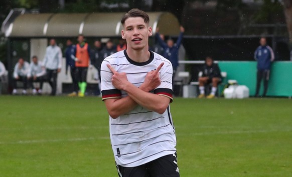 24.09.2022, xgox, Fussball U19 EM Qualifikation, Deutschland - Weissrussland emspor, v.l. Lukas Ullrich Deutschland, 3 Jubel, Torjubel, jubelt ueber das Tor, celebrate the goal, celebration DFL/DFB RE ...