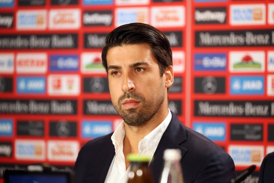 12.09.22 VfB Stuttgart PK Khedira, Lahm, Gentner Deutschland, Stuttgart, 12.09.2022, Fussball, Bundesliga, VfB Stuttgart Pressekonferenz PK Vorstellung Khedira, Lahm, Gentner: Sami Khedira. *** 12 09  ...