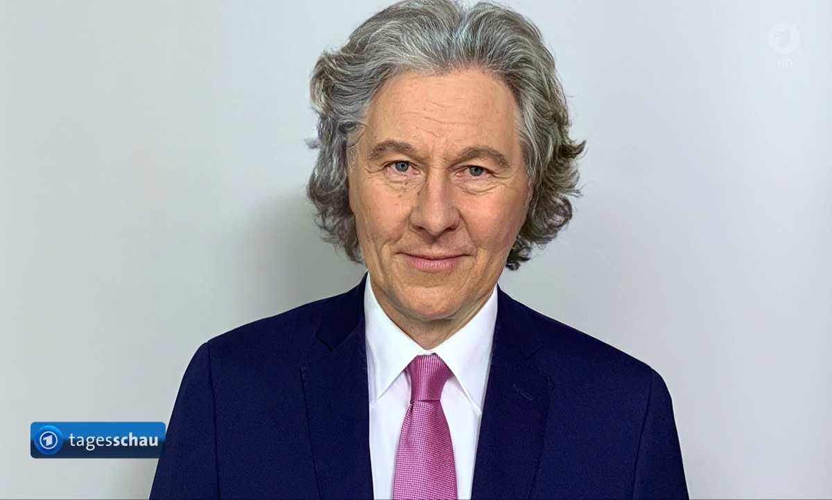 Claus-Erich Boetzkes beweist in seiner letzten "Tagesschau"-Ausgabe mit diesem Foto Humor.