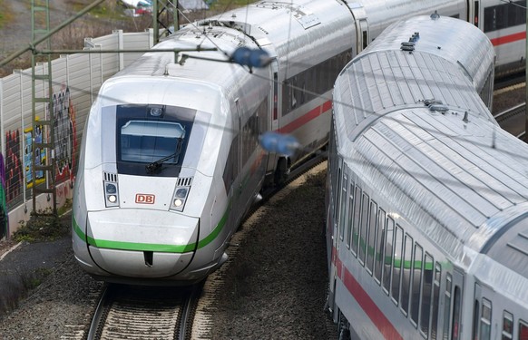 xblx, ICE und IC Zuege der Deutschen Bahn, emwirt Friedberg *** xblx, ICE and IC trains of the Deutsche Bahn, emwirt Friedberg