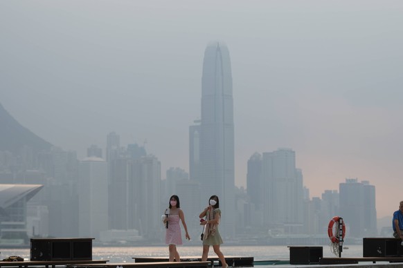 September 19, 2022, Hong Kong, China: Picture shows the Victoria Harbour being obscured by smog, taken from East Coast Park Precinct at North Point. 19SEP22 SCMP / Hong Kong China - ZUMAs251 20220919_ ...