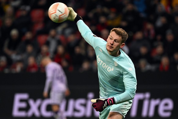 ARCHIVE - February 16, 2023, North Rhine-Westphalia, Leverkusen: Soccer: Europa League, Bayer Leverkusen - AS Monaco, knockout round, intermediate round, first legs, in the BayArena.  Monaco goalkeeper Alexander Nübel play...