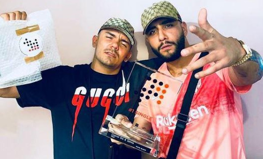 Capital Bra und Samra: Die beiden Rapper landeten mit "Berlin lebt 2" auf Platz eins der Album-Charts.