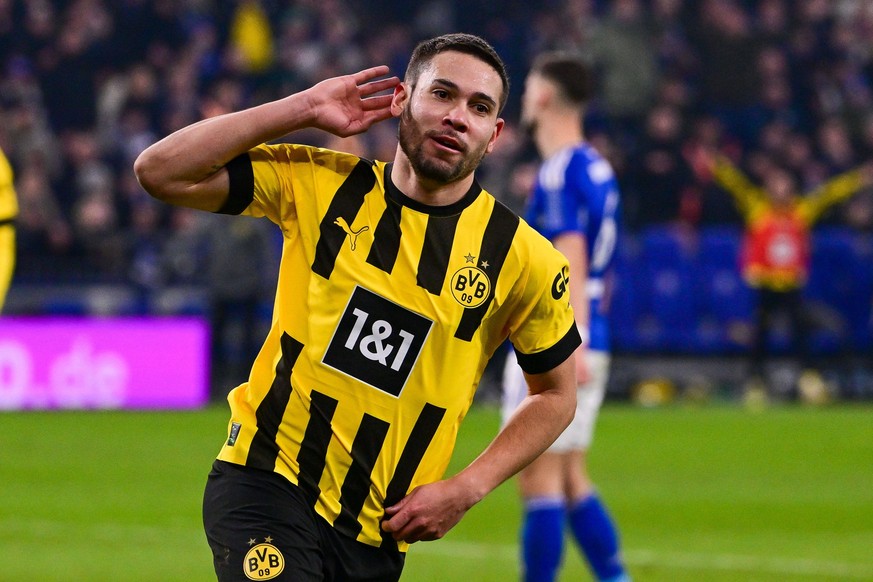 Celebración de gol 1: 2 Por Rafael Guerrero 13 Borussia Dortmund FC Schalke 04 vs Borussia Dortmund Fútbol Bundesliga 1 Jornada 24 11 de marzo de 2023 El reglamento de la DFB prohíbe cualquier uso de imágenes porque…