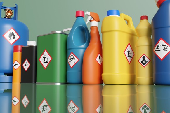 Vor allem Reinigungsmittel enthalten oft giftige Chemikalien.