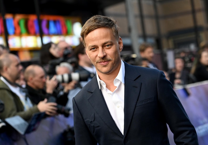LONDON, ENGLAND - JUNE 13: Tom Wlaschiha attends the UK Premiere of Disney Pixars' &quot;Lightyear&quot; on June 13, 2022 in London, England. (Photo by Gareth Cattermole/Getty Images for Walt Disney S ...