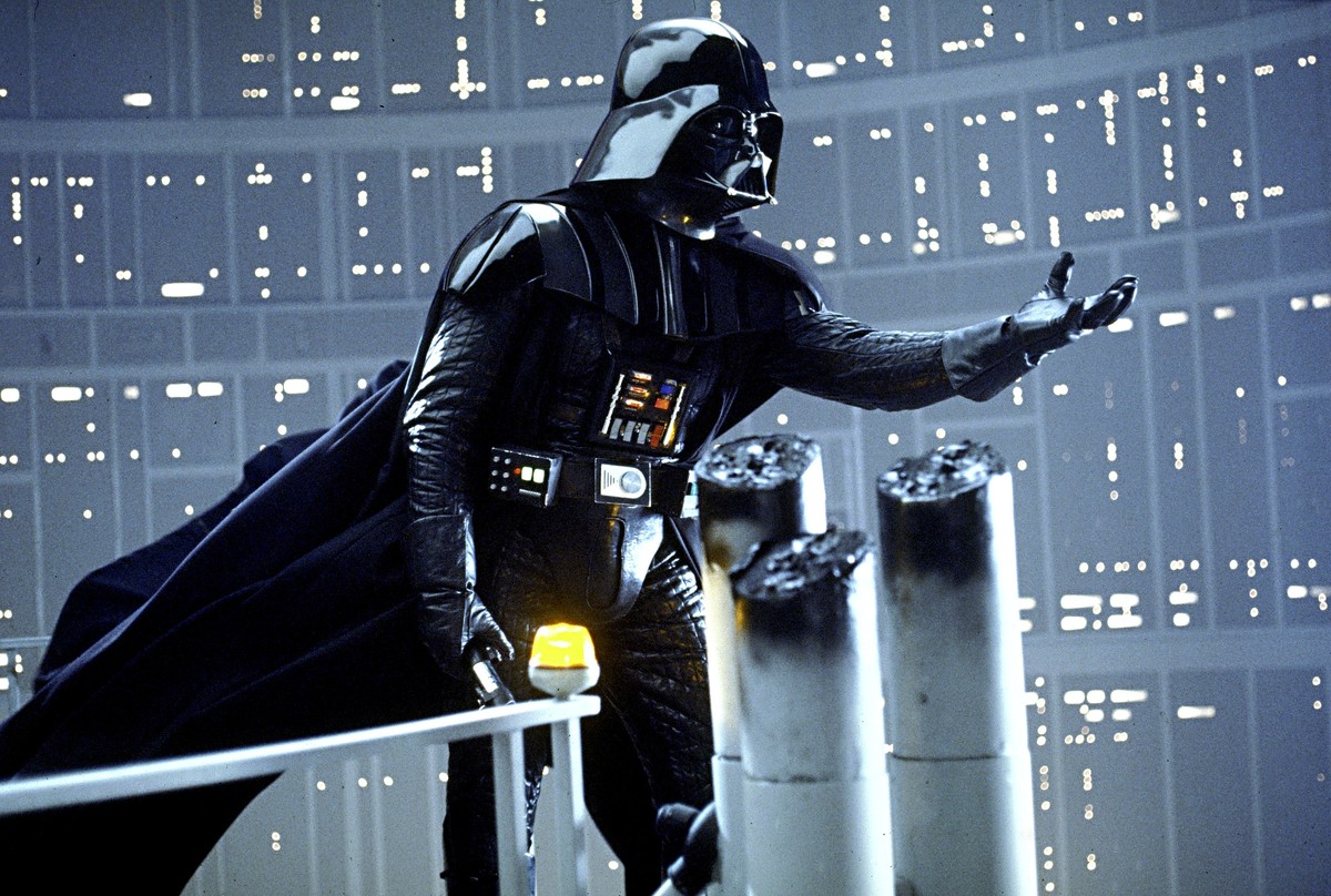 David Prowse Characters: Darth Vader Film: Star Wars: Episode V - The Empire Strikes Back USA 1980 / Neuer Titel Auch: Star Wars: Episode V - Das Imperium Schlgt Zurck Director: Irvin Kershner 17 May  ...